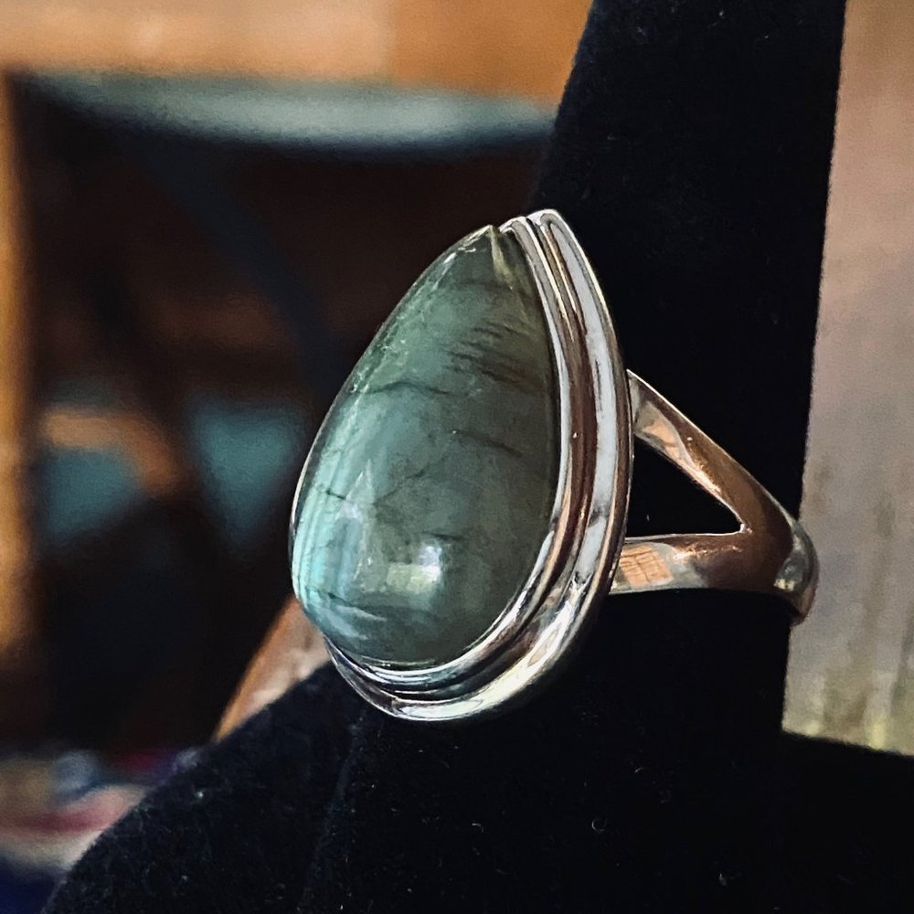 Labradorite Teardrop Sterling Silver Ring, Size 8.75